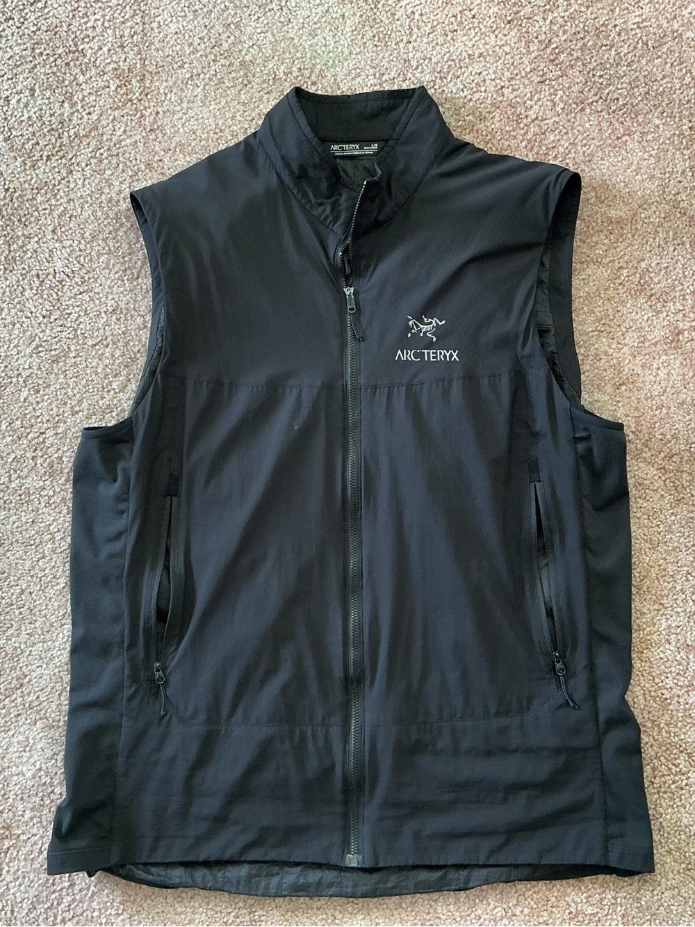 Arc’teryx Men's Atom Black vest size large